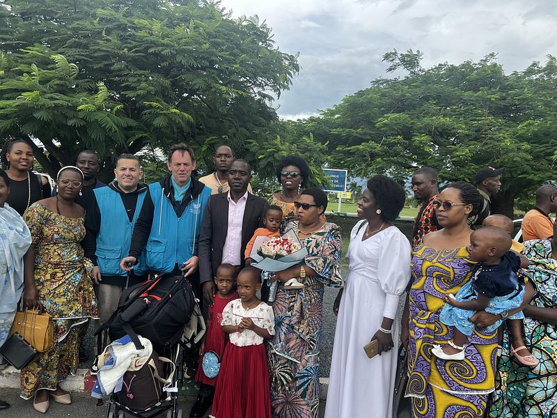 Back to Burundi for our little Kem Willem and Godefroid