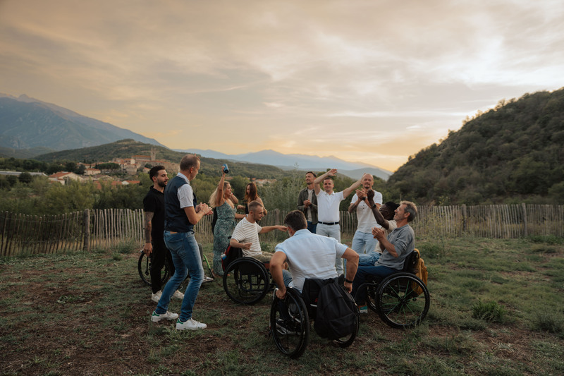 Happy Birthday, Comme les Autres!