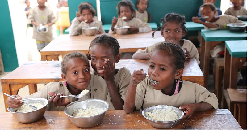 Schooling and feeding children in Madagascar