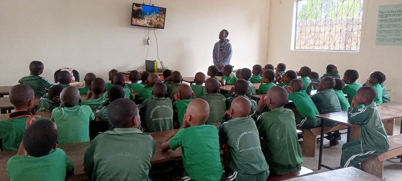 Au kenya, la sensibilisation des jeunes générations 