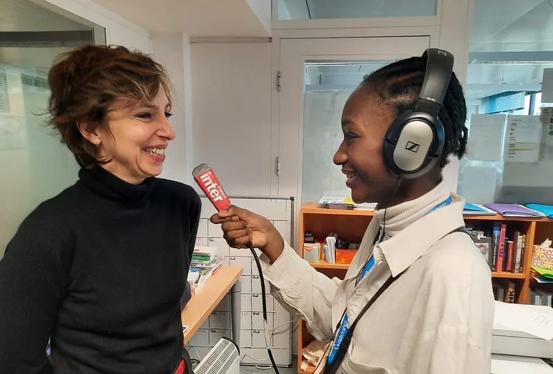 Offering internships to young people with no professional network