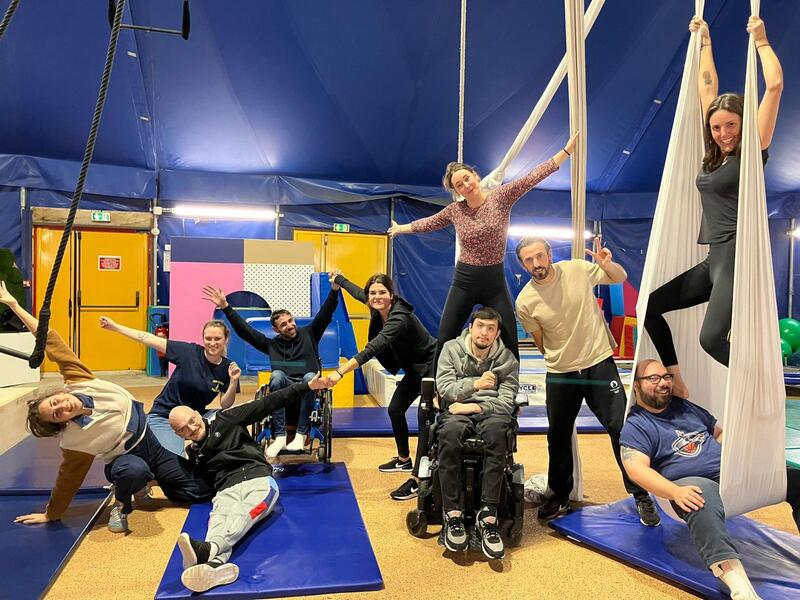 Activité cirque avec l'antenne Île de France !