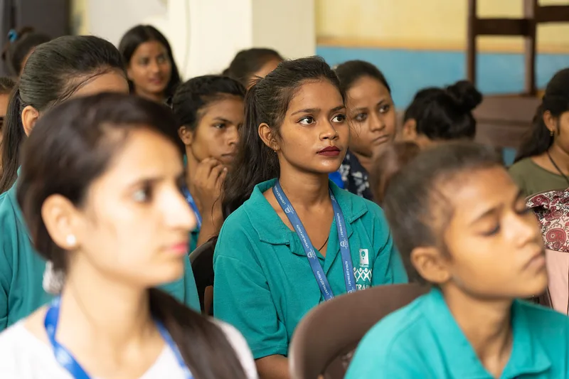 Supporting the integration of the most excluded young people in Asia and the Middle East