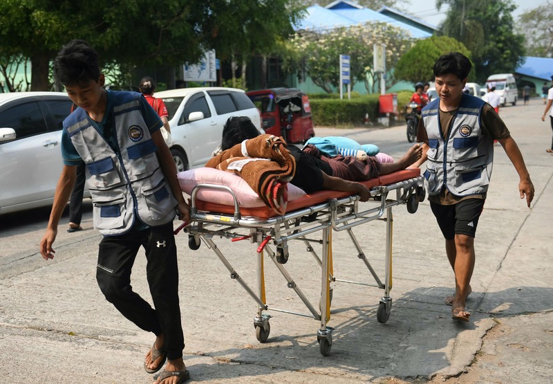 Fournir des soins médicaux  après le séisme en Birmanie