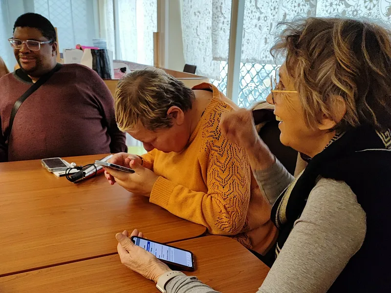 Training the visually impaired in digital tools